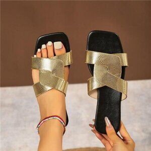 Plus Size Women's Summer Casual Open Toe Criss-Cross Flat Slide Sandals